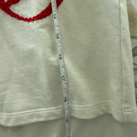 Alice and Olivia All you need is Love Beatles Tee - Picture 9 of 10